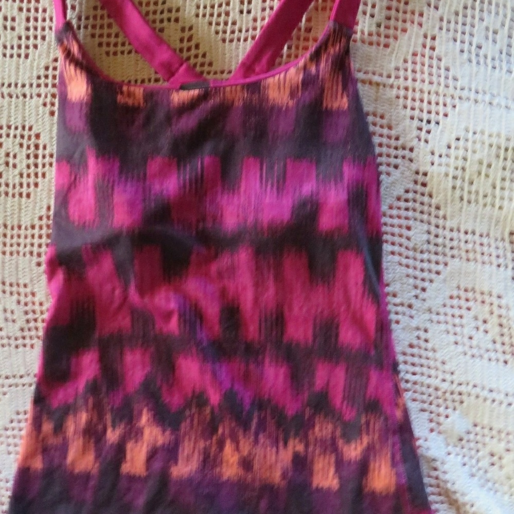 Women's workout top